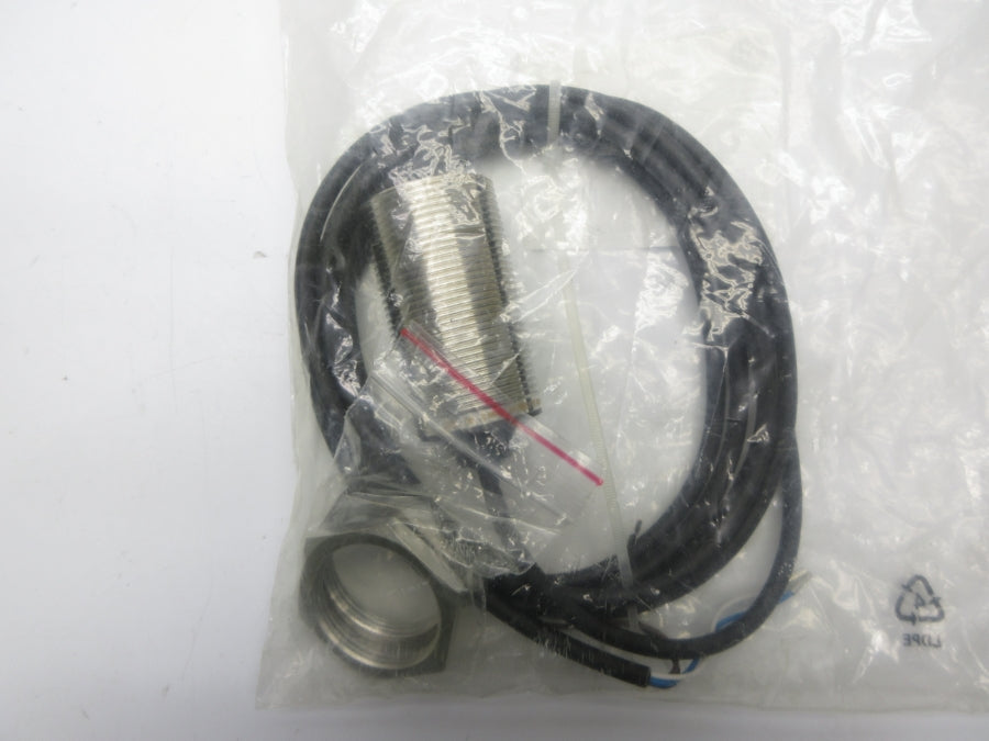 ALLEN BRADLEY 872C-M15BN30-E2 SER. F 10-30VDC NSMP