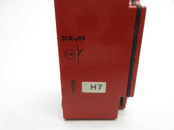 TELEMECANIQUE ZCK-J59H7 380V 10A NSNP