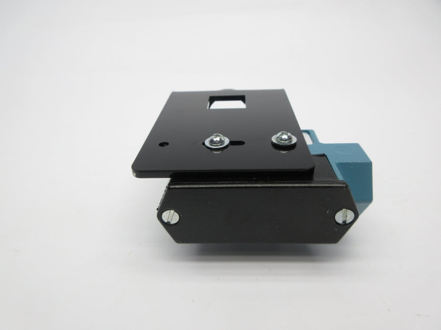 MICRO SWITCH BZE6-2RN194 600VAC 2A (AS PICTURED1) NSNP