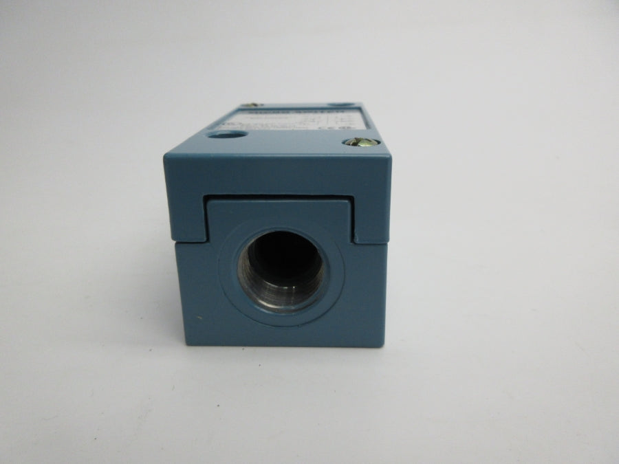 HONEYWELL LSC6B 600VAC 10A NSMP