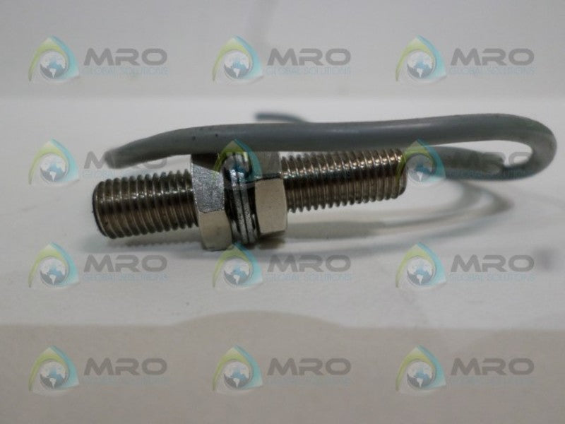 PEPPERL+FUCHS NBB2-8GM40-E2 Y89208 PROXIMITY SENSOR UNMP