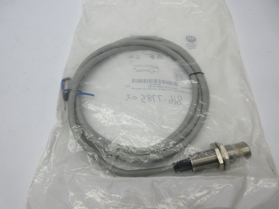 ALLEN BRADLEY 871TM-BH8N18-A2 SER. A 20-250VAC/DC NSMP