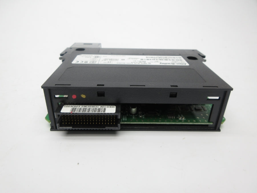 ALLEN BRADLEY 1756-IV32 SER. A F/W 3.2 24VDC REV. E01 NSMP