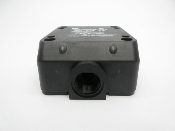 ALLEN BRADLEY 871F-R50N80-T2 SER. A 20-250VAC/DC (WH) NSMP