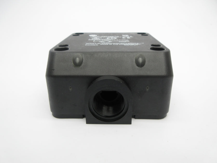 ALLEN BRADLEY 871F-R50N80-T2 SER. A 20-250VAC/DC (WH) NSMP