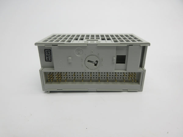 ALLEN BRADLEY 1794-OV16P SER. A 10-31.2VDC REV. A01 NSMP