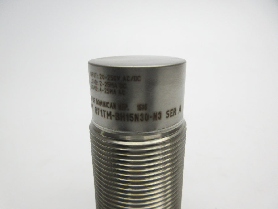 ALLEN BRADLEY 871TM-BH15N30-N3 SER. A 20-250VAC/DC NSNP