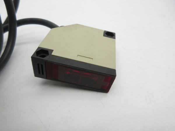 OMRON E3JK-DS30M1-US 24-240VAC 2M NSMP