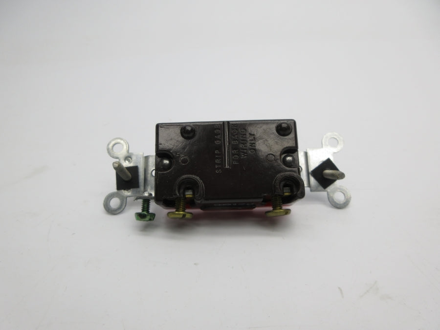 LEVITON 1221-2W 120/277V 20A NSMP