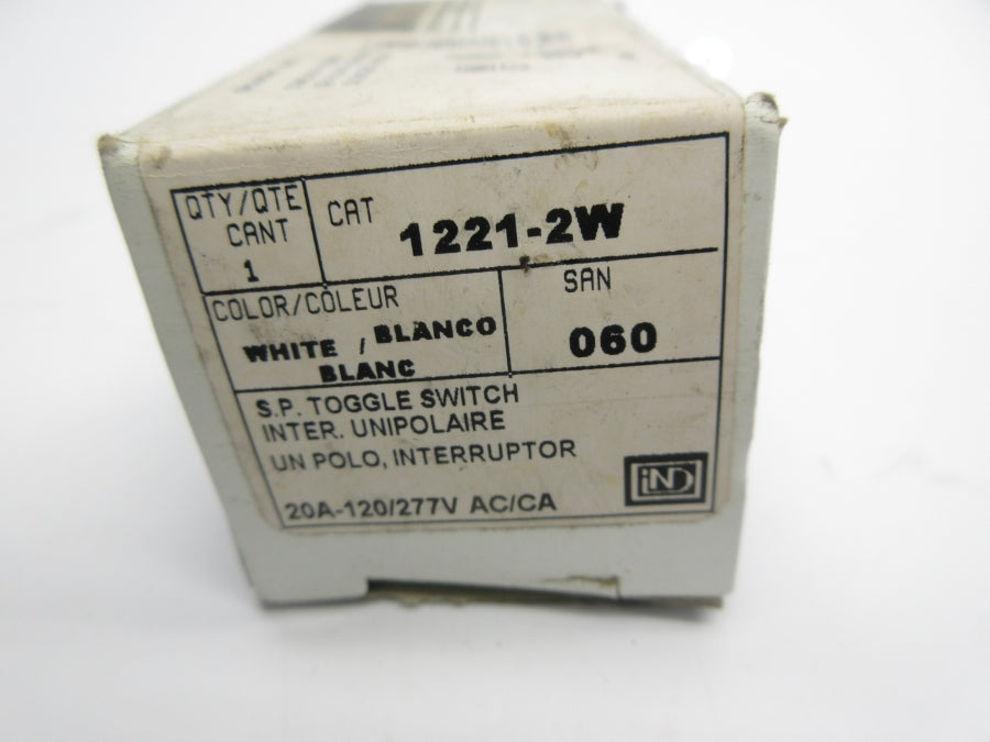 LEVITON 1221-2W 120/277V 20A NSMP