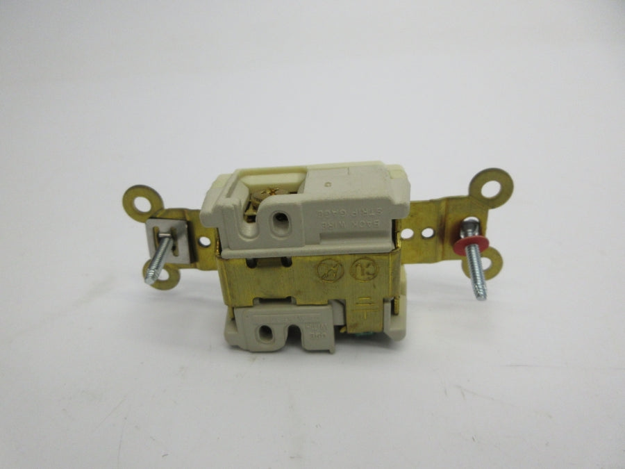 HUBBELL HBL5661I 250V 15A NSMP