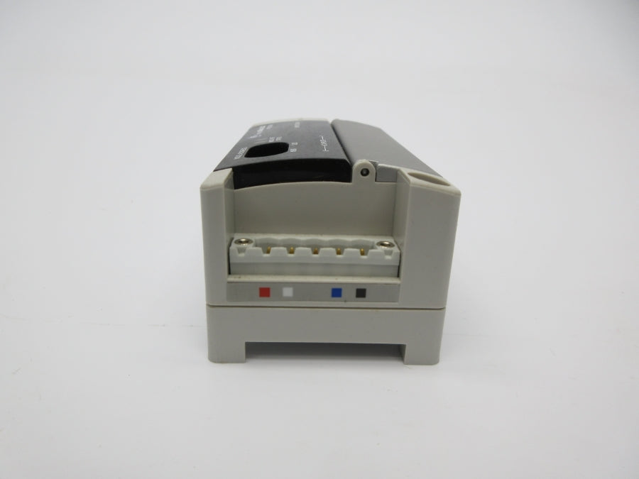 ALLEN BRADLEY 1790-DT8A0 SER. B F/W 2.002 120VAC NSMP