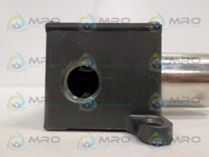 UNITED ELECTRIC J6-S142A PRESSURE SWITCH 0-18 PSI 4-7" WC NSNP