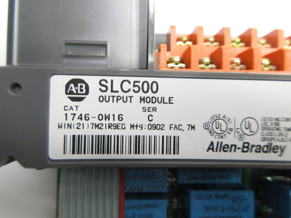 ALLEN BRADLEY 1746-OW16 SER. C 5-265VAC (NO DOOR) UNMP