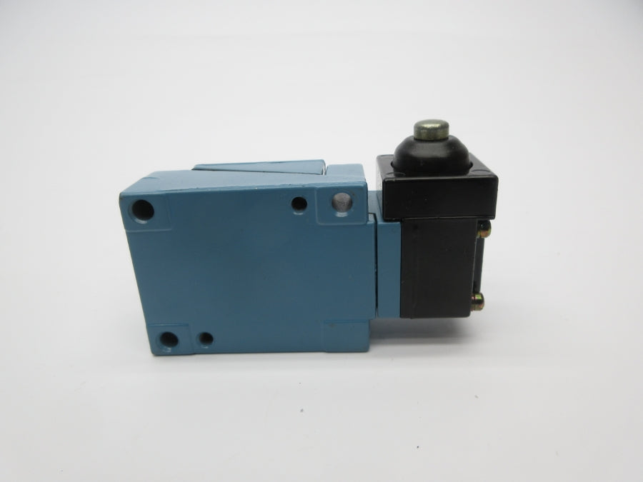 MICRO SWITCH LZZ21 125-250VAC 10A NSNP