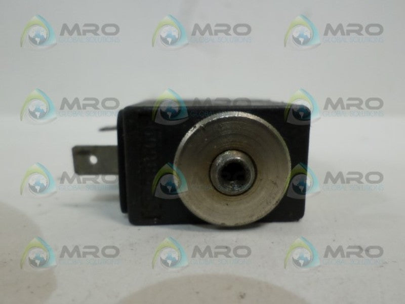 PARKER L0098953B SOLENOID VALVE COIL 110/120V UNMP