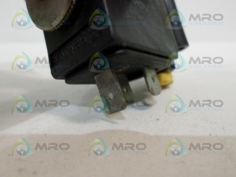 PARKER L0098953B SOLENOID VALVE COIL 110/120V UNMP