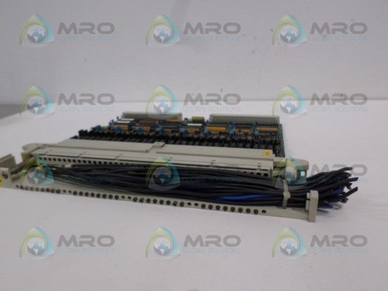 SIEMENS E05100030 CICRUIT BOARD UNMP