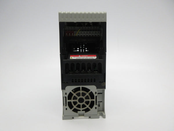 ALLEN BRADLEY 25B-D4P0N114 SER. A F/W 6.001 323-528VAC 5.7A NSNP