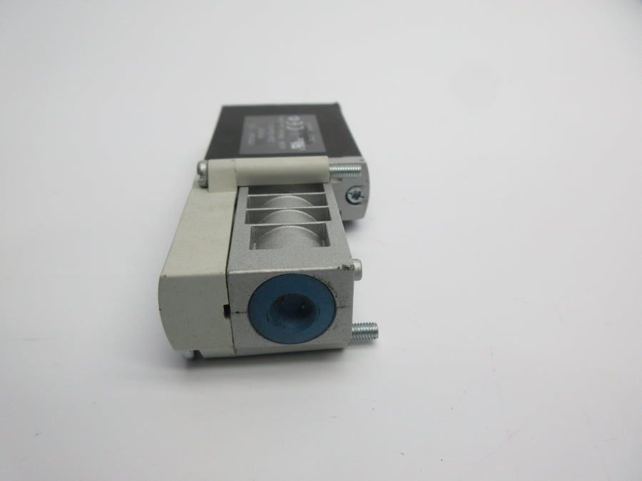 FESTO MHE3-MS1H-3/2G-1/8 525147 21.6-26.4VDC UNMP