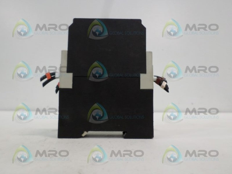 TELEMANIQUE RE4TL11BU TIME DELAY RELAY UNMP