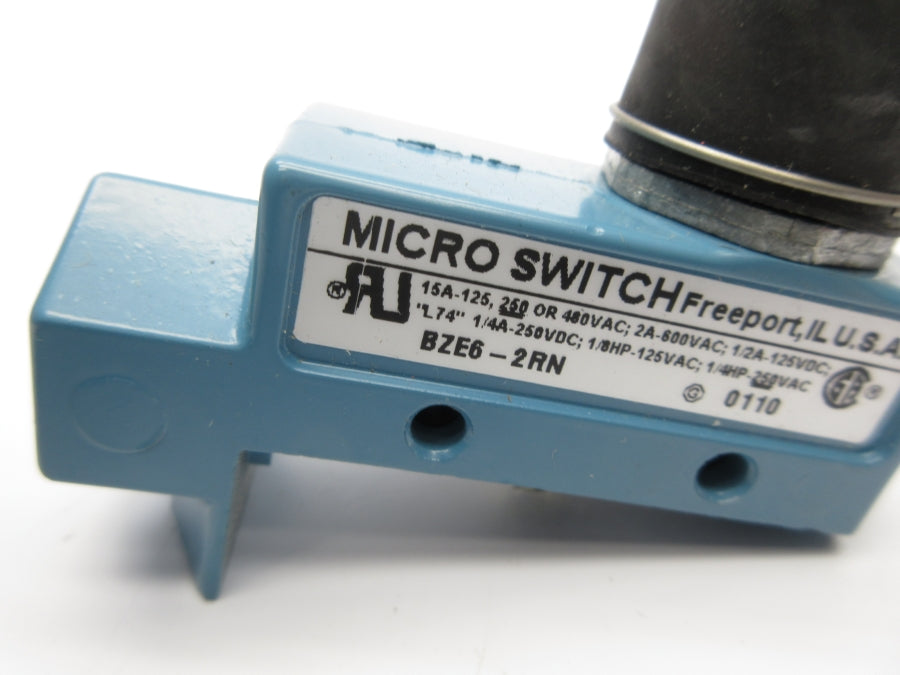 MICRO SWITCH BZE6-2RN 600VAC 2A (AS PICTURED) NSNP