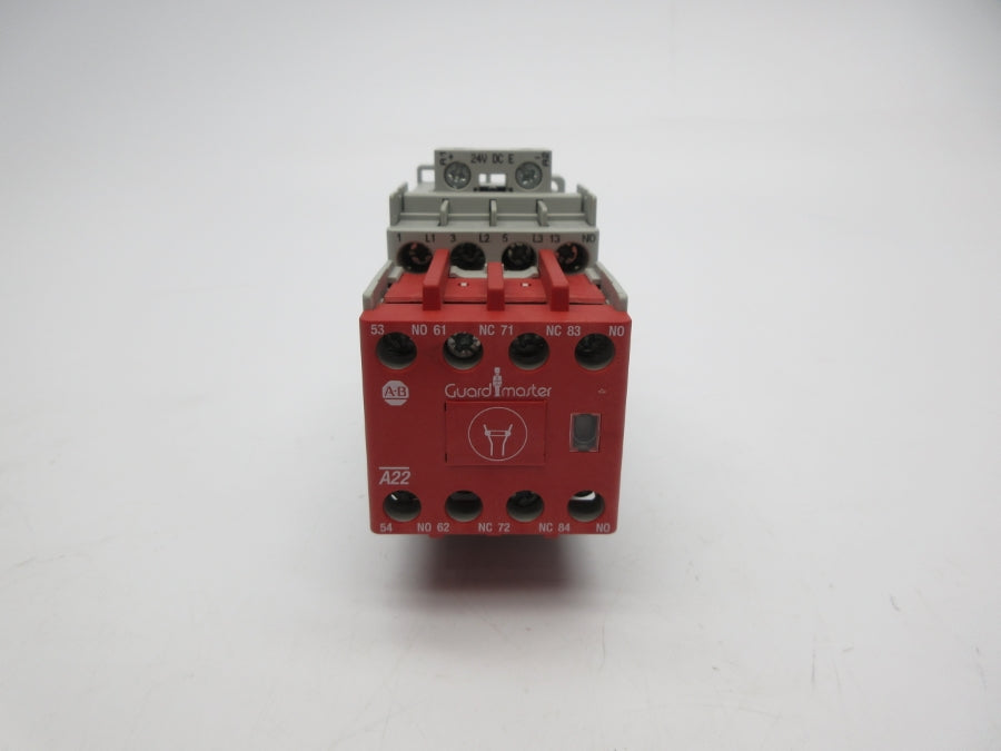 ALLEN BRADLEY 100S-C16EJ32C SER. B 24VDC (BR/WH) NSMP