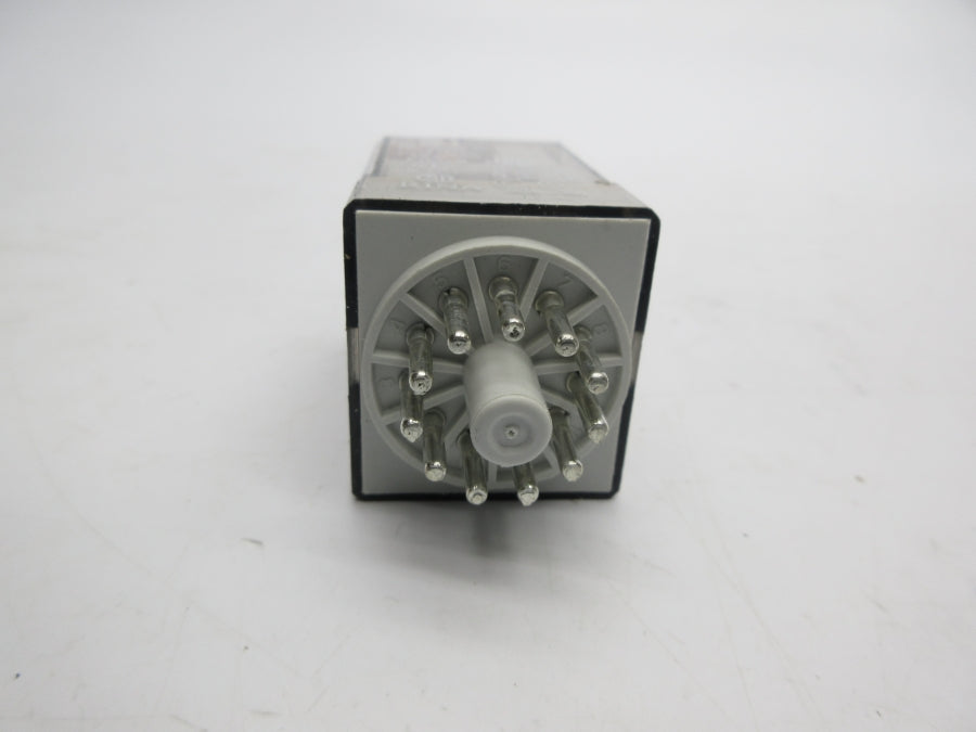 ALLEN BRADLEY 700-HA33A12-3-4 SER. D 12VAC 10A (WH) NSMP