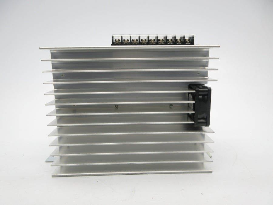 ALLEN BRADLEY 2098-DSD-020X SER. C F/W V1.52 120/240VAC 18A NSNP