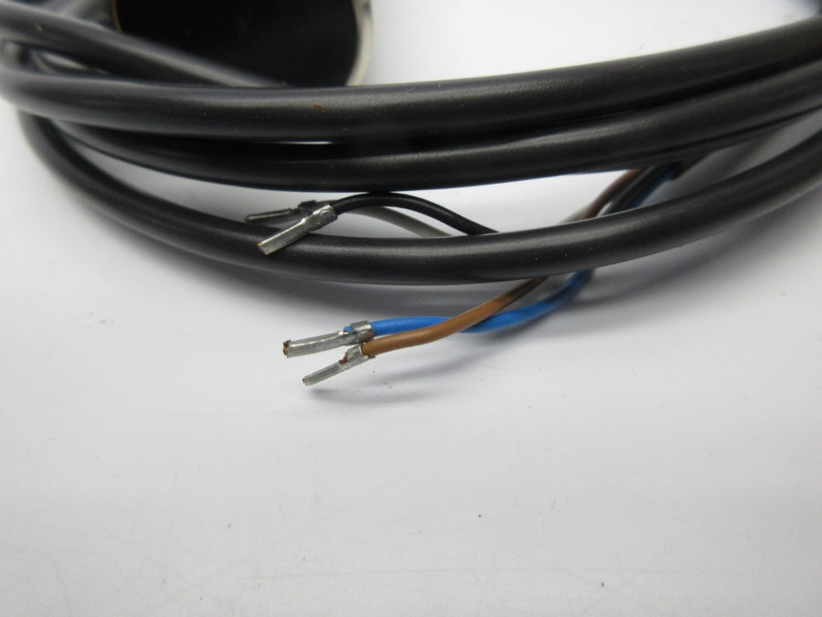 ALLEN BRADLEY 872C-M15BN30-E2 SER. E 10-30VDC NSNP