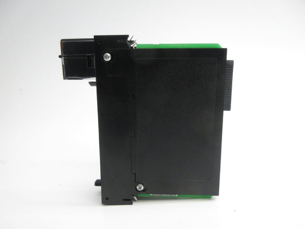 ALLEN BRADLEY 1756-OA16 SER. A F/W 3.2 24VDC (NO DOOR) NSNP