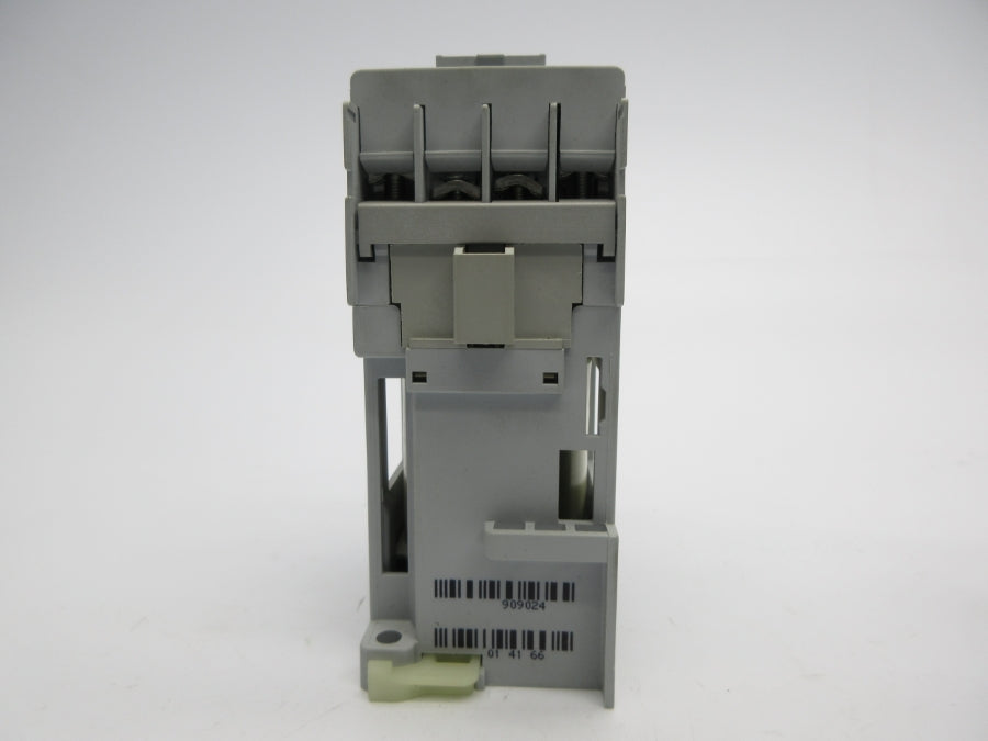 ALLEN BRADLEY 700-CF400ZP SER. A 115VDC NSNP
