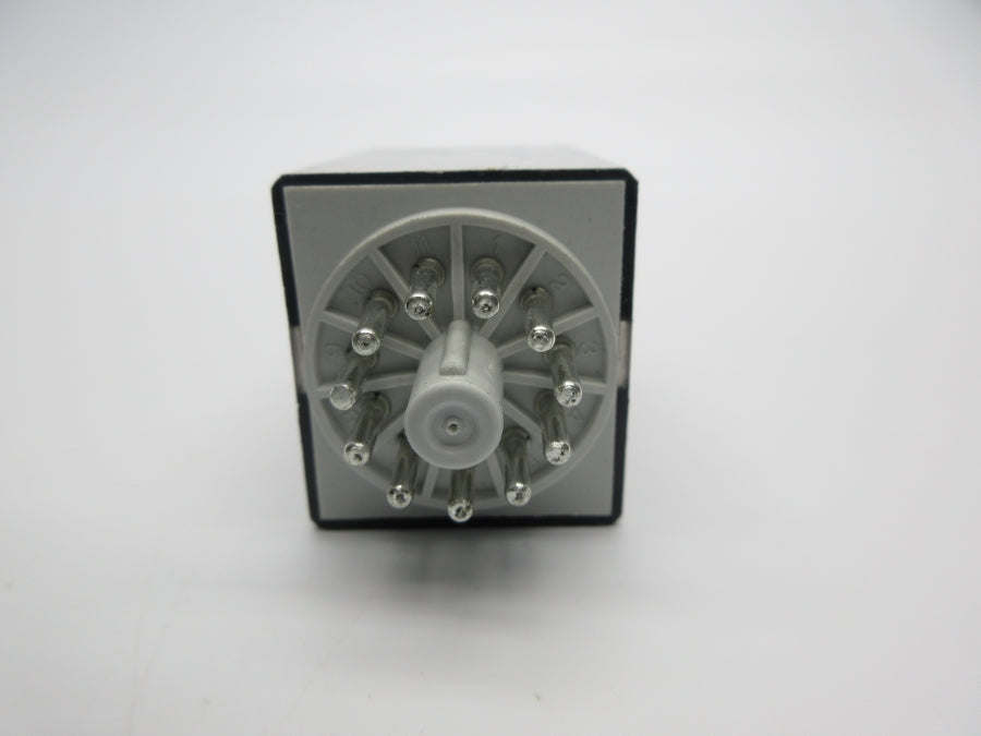 INDUSTRIAL SPARE PART 700-HAX3A1-4 SER. D 120VAC 6A NSNP