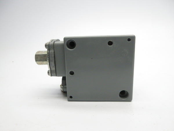 SQUARE D 9012GAW-2 SER. C 1-40PSI UNMP