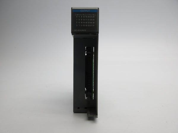 ALLEN BRADLEY 1746-OB32 SER. C (NO DOOR) UNMP