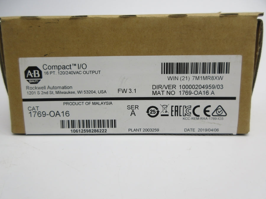 ALLEN BRADLEY 1769-OA16 SER. A  F/W 3.1 120/240VAC NSMP