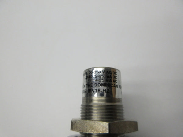 ALLEN BRADLEY 871TM-BH8N18-H2 SER. A 20-250VAC/DC NSNP