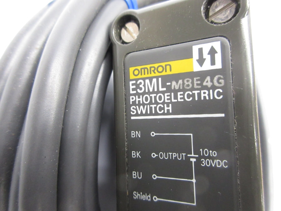OMRON E3ML-M8E4G 10-30VDC NSNP