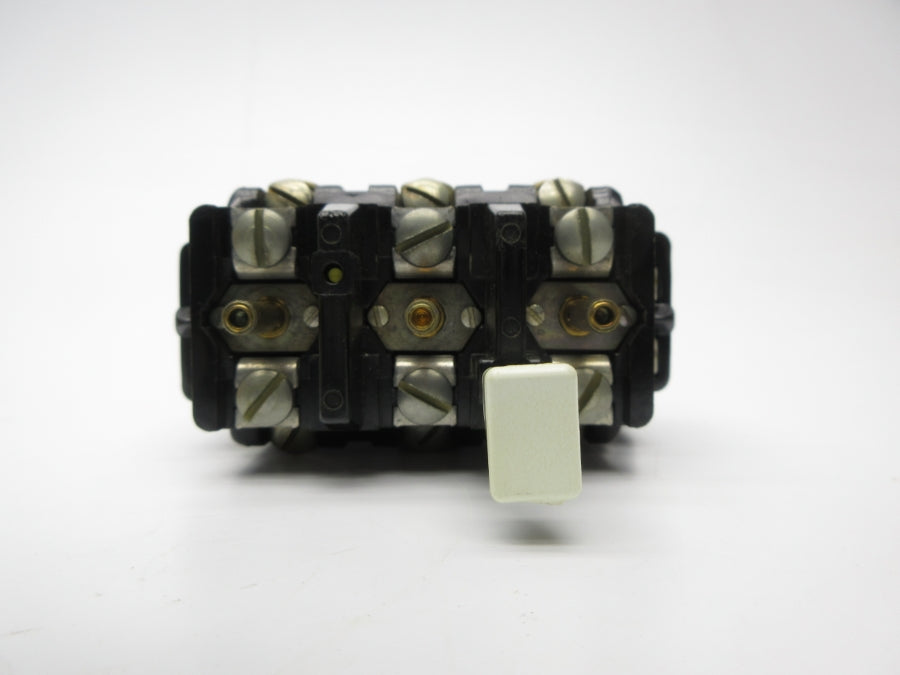 ALLEN BRADLEY 815-BOV16 SER. K 600VAC-DC (BK/YL) NSMP