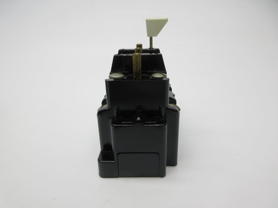 ALLEN BRADLEY 815-BOV16 SER. K 600VAC-DC (BK/YL) NSMP