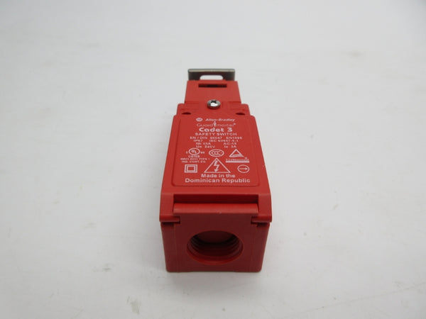 INDUSTRIAL SPARE PART 440K-C21061 SER. B 240V 10A (WH) NSMP