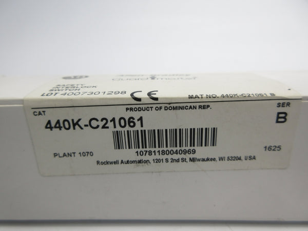 INDUSTRIAL SPARE PART 440K-C21061 SER. B 240V 10A (WH) NSMP