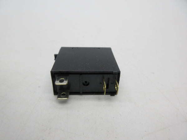 ALLEN BRADLEY 700-SKON2Z25 SER. A 100-240VAC 2A (WH) NSMP
