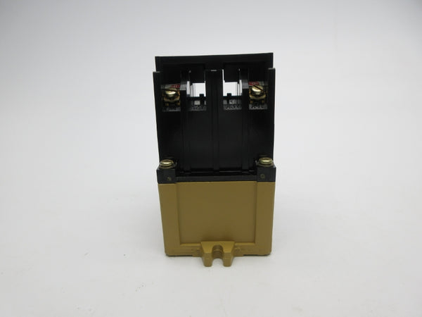 ALLEN BRADLEY 700-PK200A1 SER. B 110/115-120V (BK/YL) NSMP