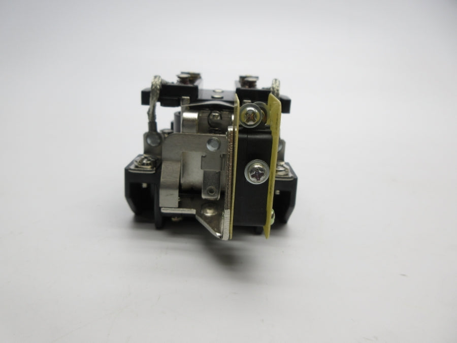 INDUSTRIAL SPARE PART 700-HG42A1-5 SER. B 120V NSNP