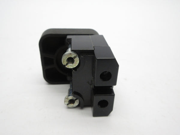 ALLEN BRADLEY 800TC-P16 SER. T 120V (WH) NSMP