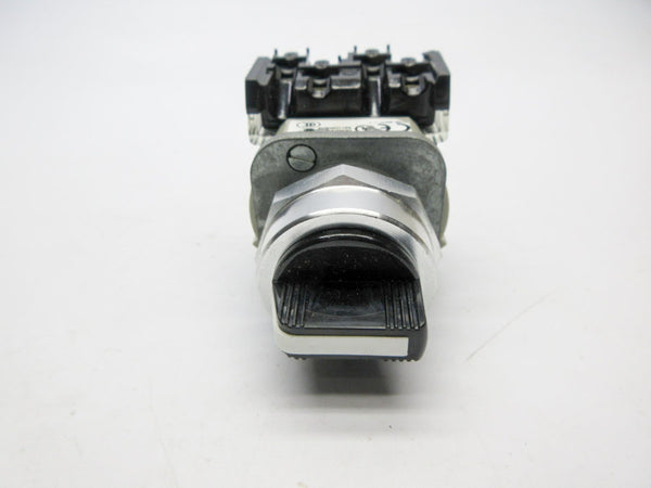 ALLEN BRADLEY 800TC-J2B SER. T (WH) NSMP