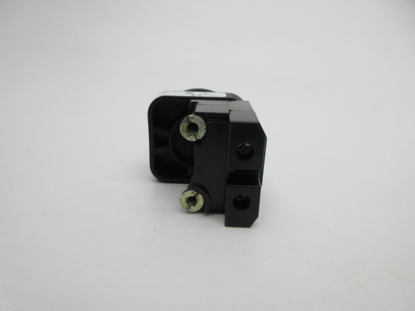 ALLEN BRADLEY 800TC-P16 SER. U 120V (WH) NSMP