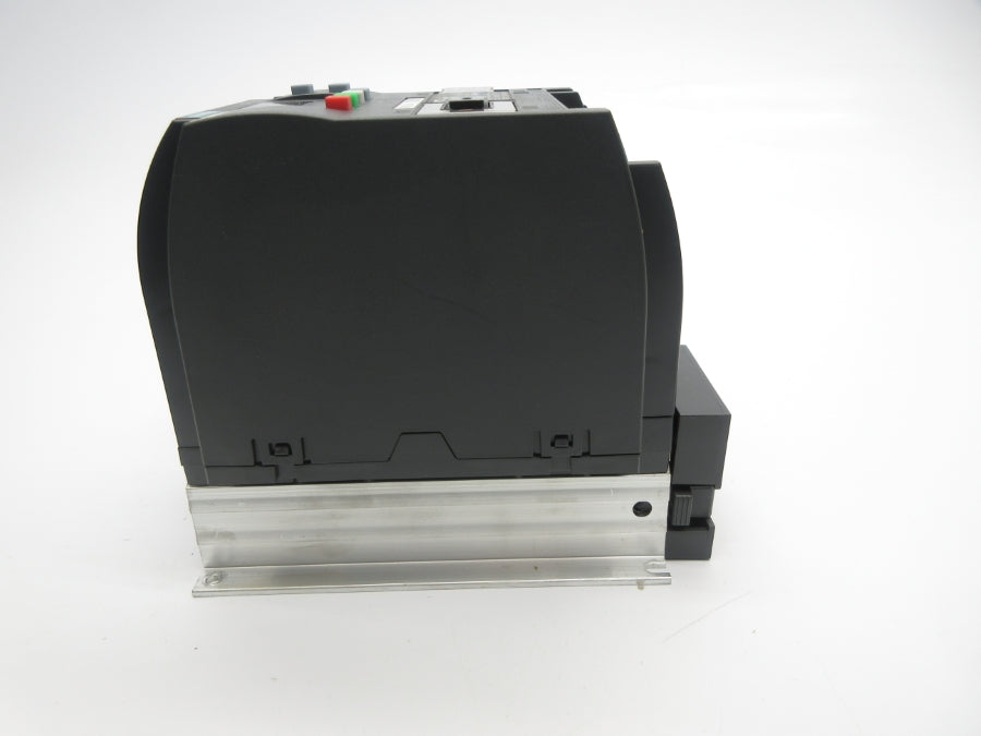 SIEMENS 6SL3210-5BE22-2CV0 380-480V 6.4A UNMP