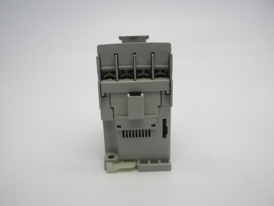 INDUSTRIAL SPARE PART 700-CF220KD SER. A 110V (WH) NSMP
